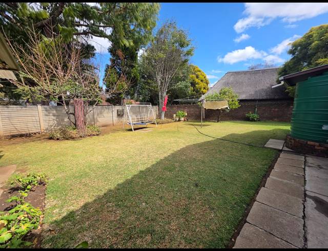 4 BEDROOM HOUSE FOR SALE IN VANDERBIJLPARK SW 2